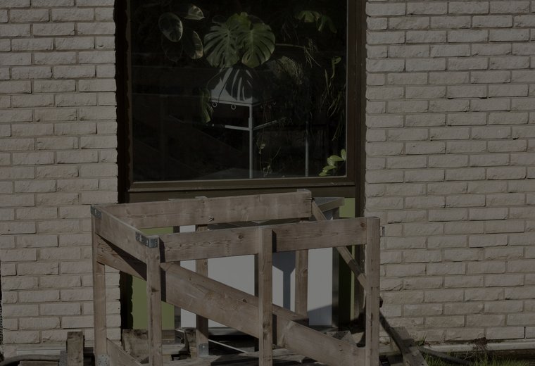 Europe · service site, brick building and timber, application reference
